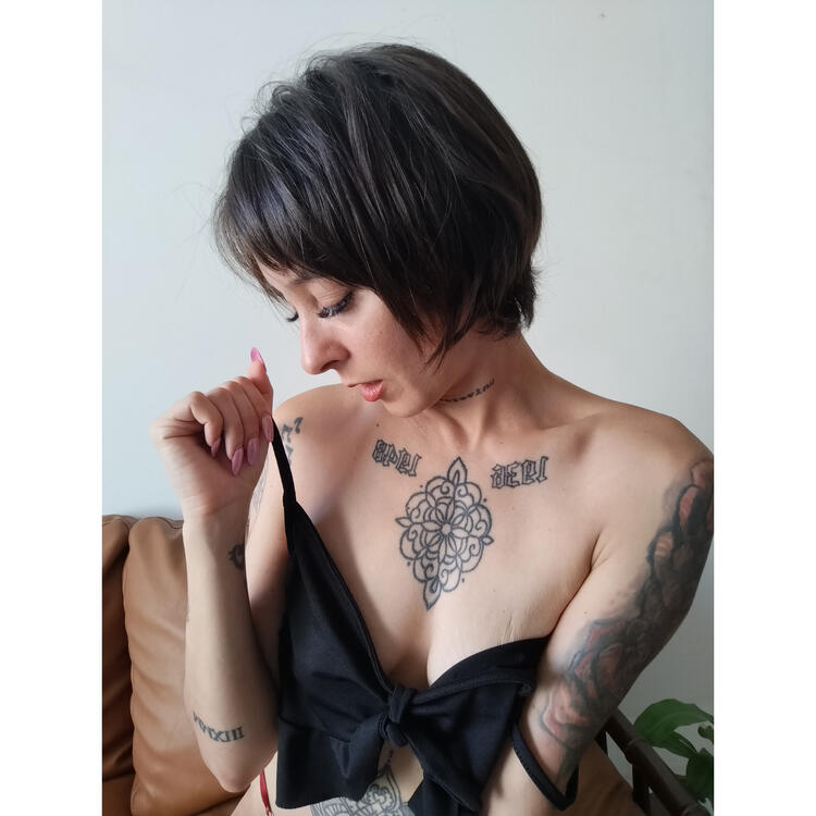 Anastasiabluee💜𝓨𝓸𝓾𝓻 𝓰𝓲𝓻𝓵𝓯𝓻𝓲𝓮𝓷𝓭 💜