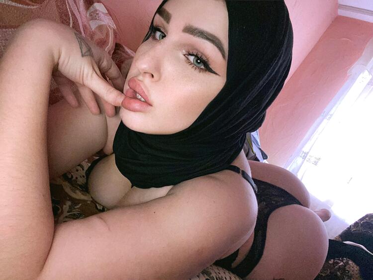 Adel 🦋