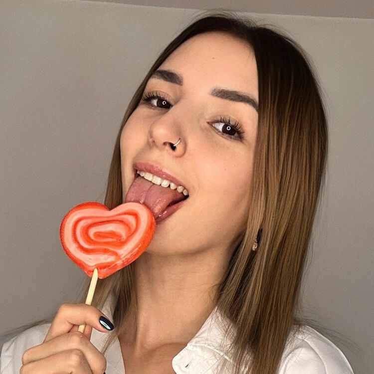 Kira 🧚🏻‍♀️