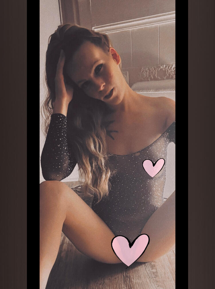 Avril Serene 🖤