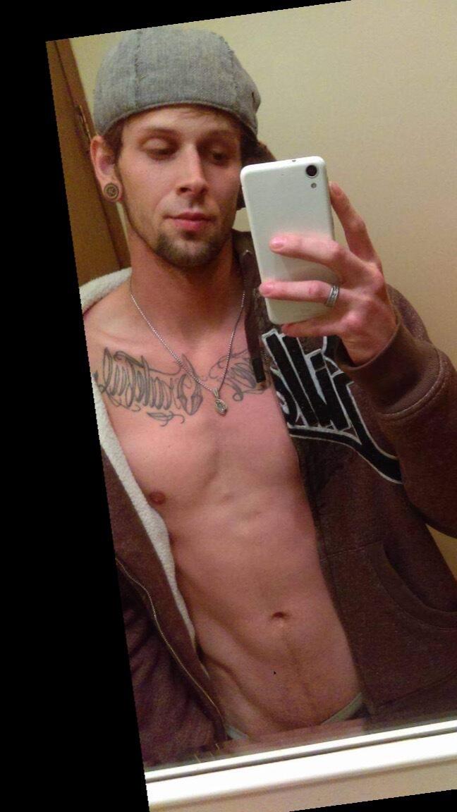 Bigdicksk8erboy