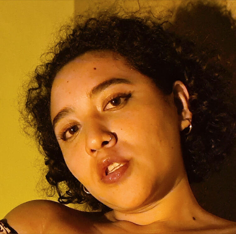 Nini Hunny 🍯🐝 CREAMY HAIRY BABE