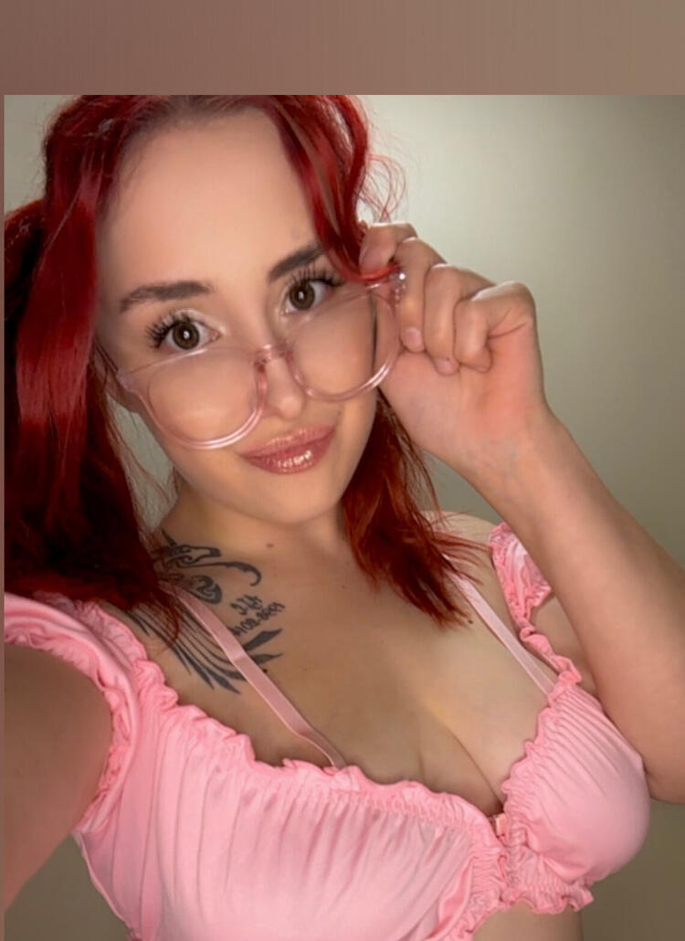 Ella😈