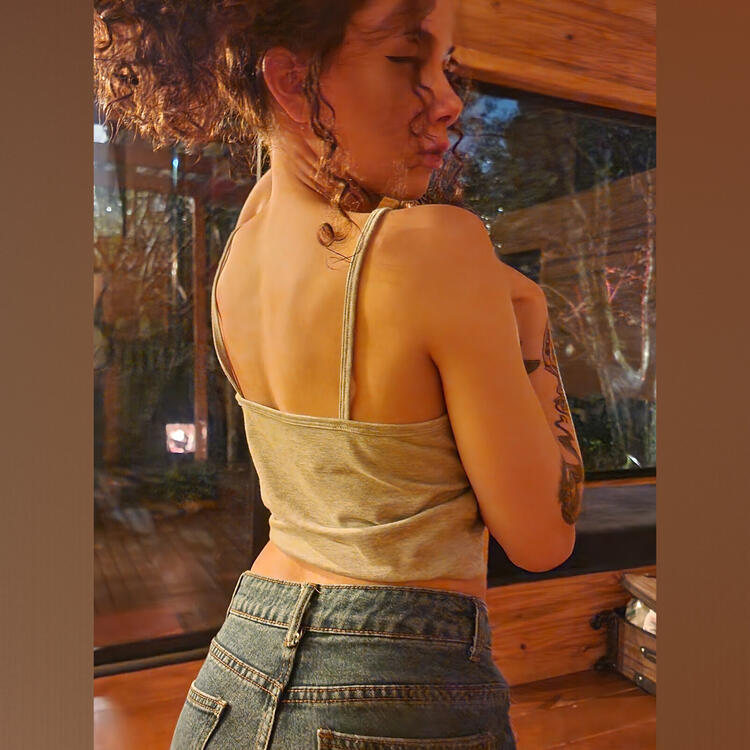 Angela 🌿
