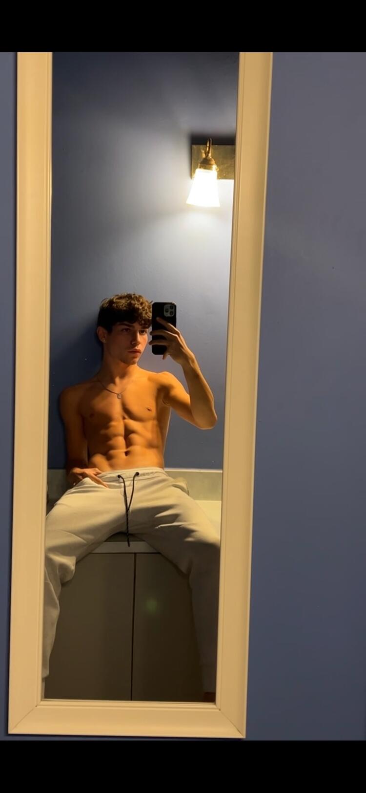 HaydenBrooksXXX