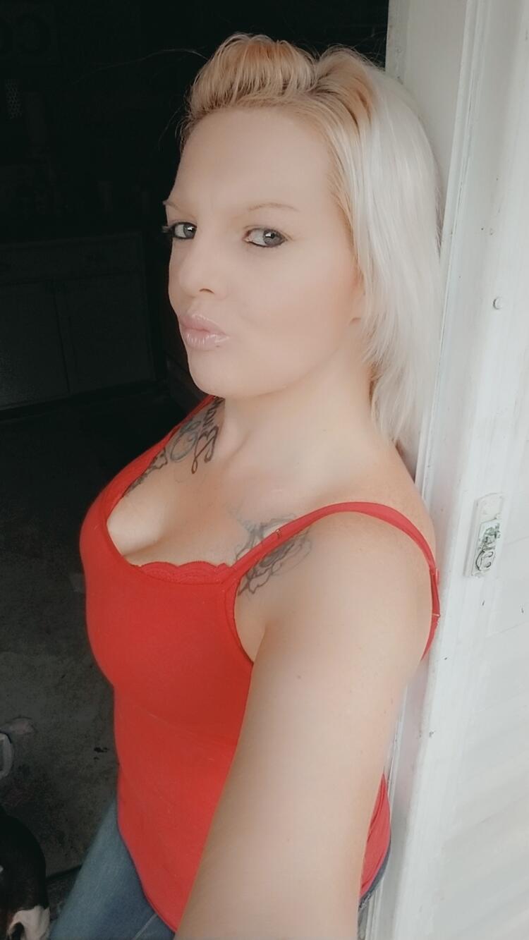 #BratLife