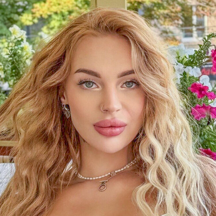 Honey🦩Pie