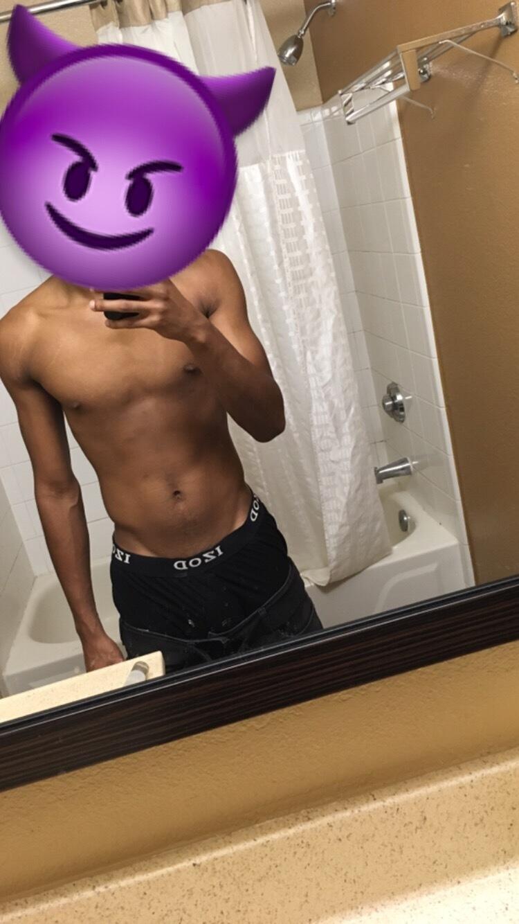 Curved D