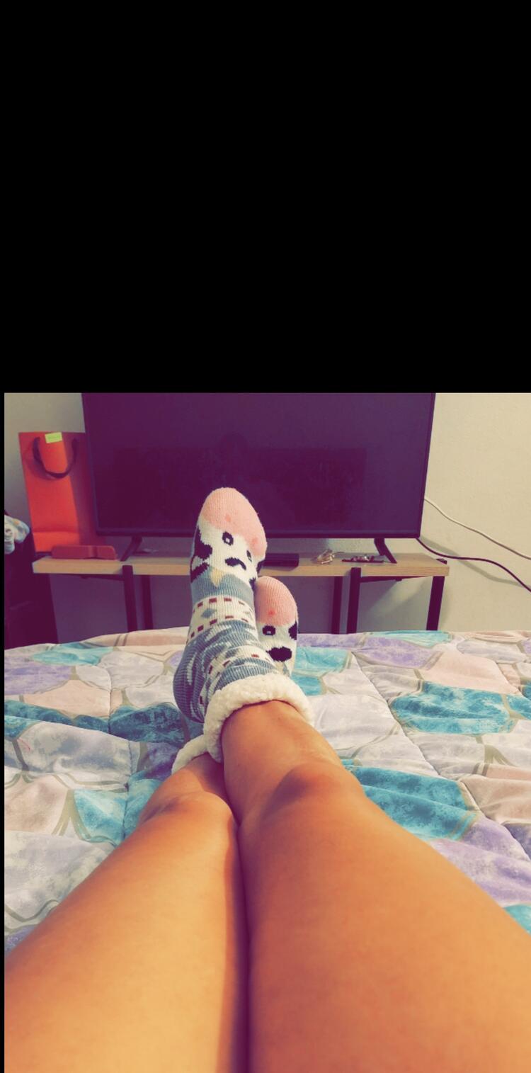 Weird Feet
