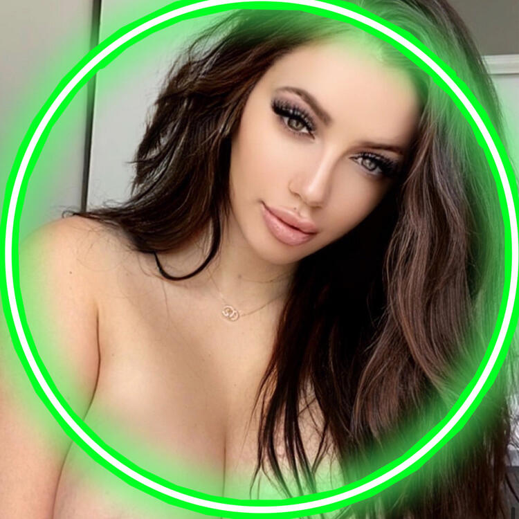 🟢JenniferRaeFox:: ur goddess