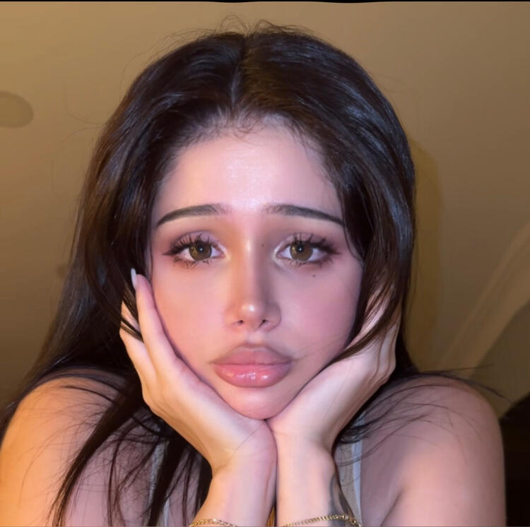 𝗝𝘂𝗹𝗶𝗮 𝗧𝗶𝗰𝗮