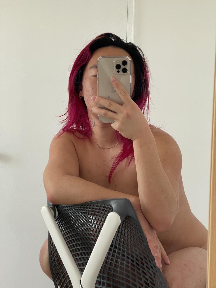 Kiki “Big Clit 💄” Wang