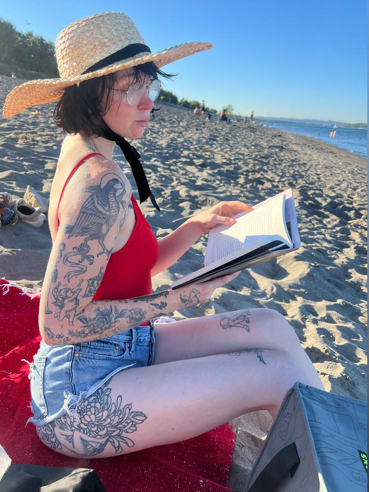 emily, a muse