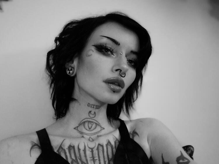 Little Demon Witch