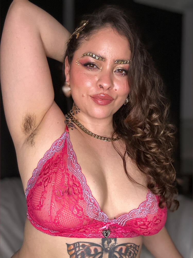 💗HAIRY LOLA💗