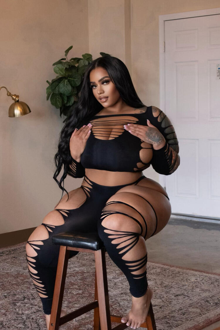 Suzy Marie