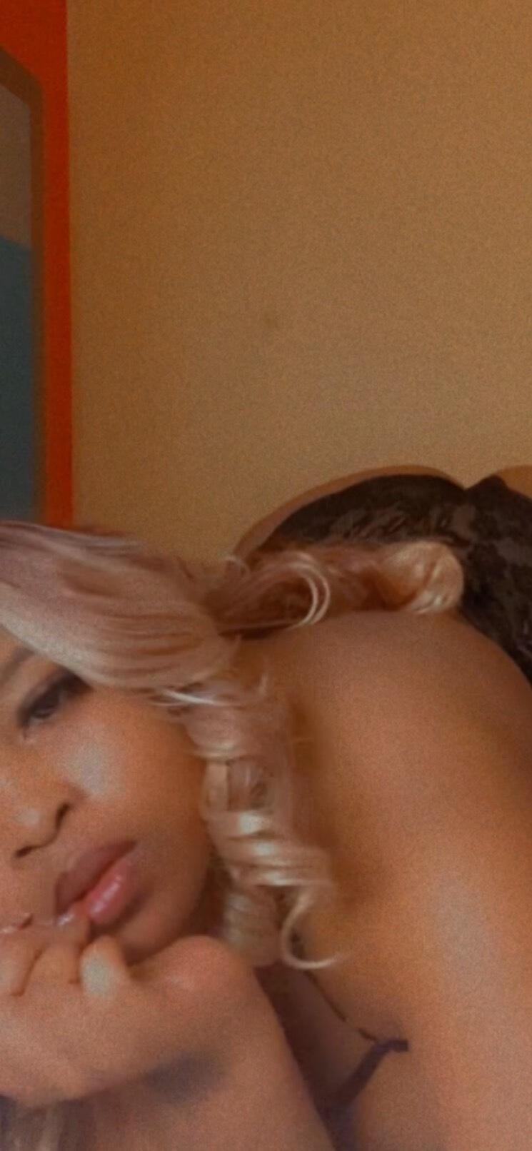 MoneyBagg_HennyDoll95