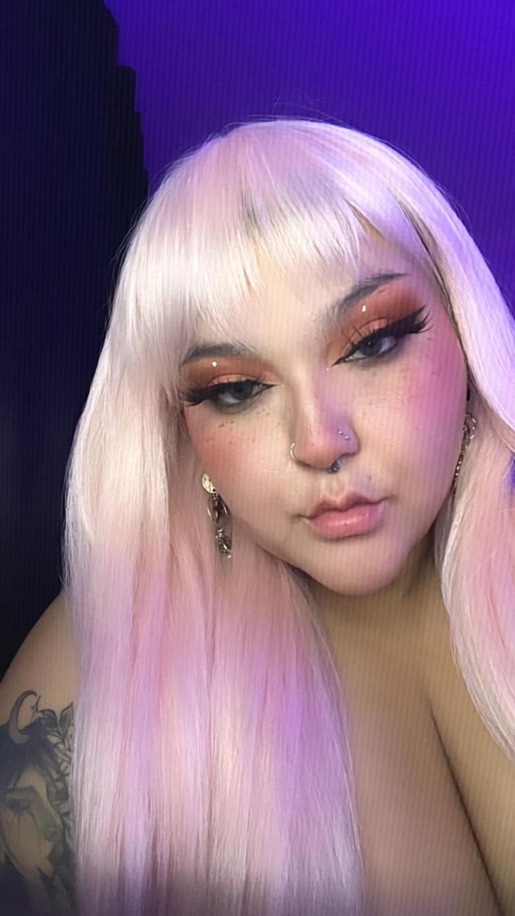 Mimi Morningstar