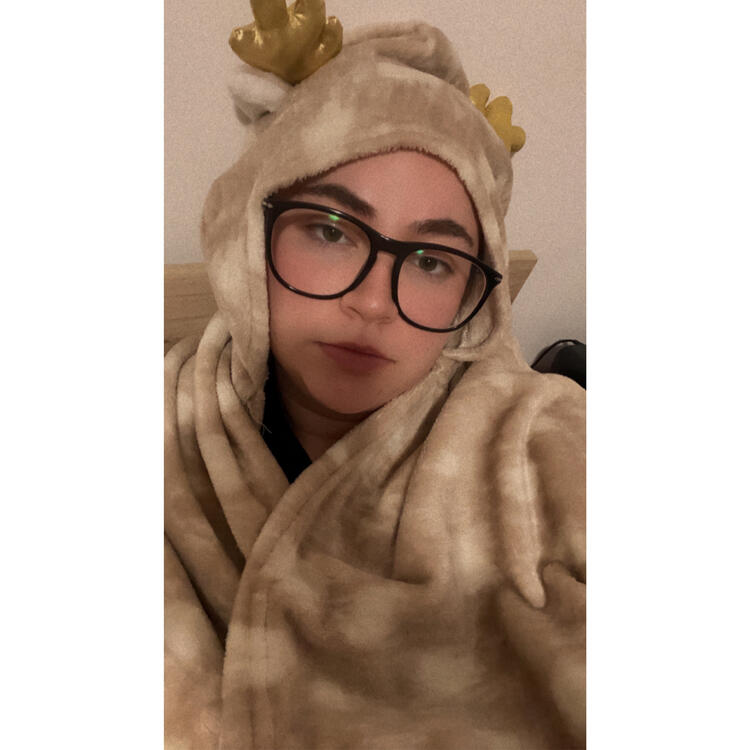 𝓔𝓜𝓘𝓛𝓨 𝓌𝒶𝓃𝓉𝓈 𝓎ℴ𝓊 🤤