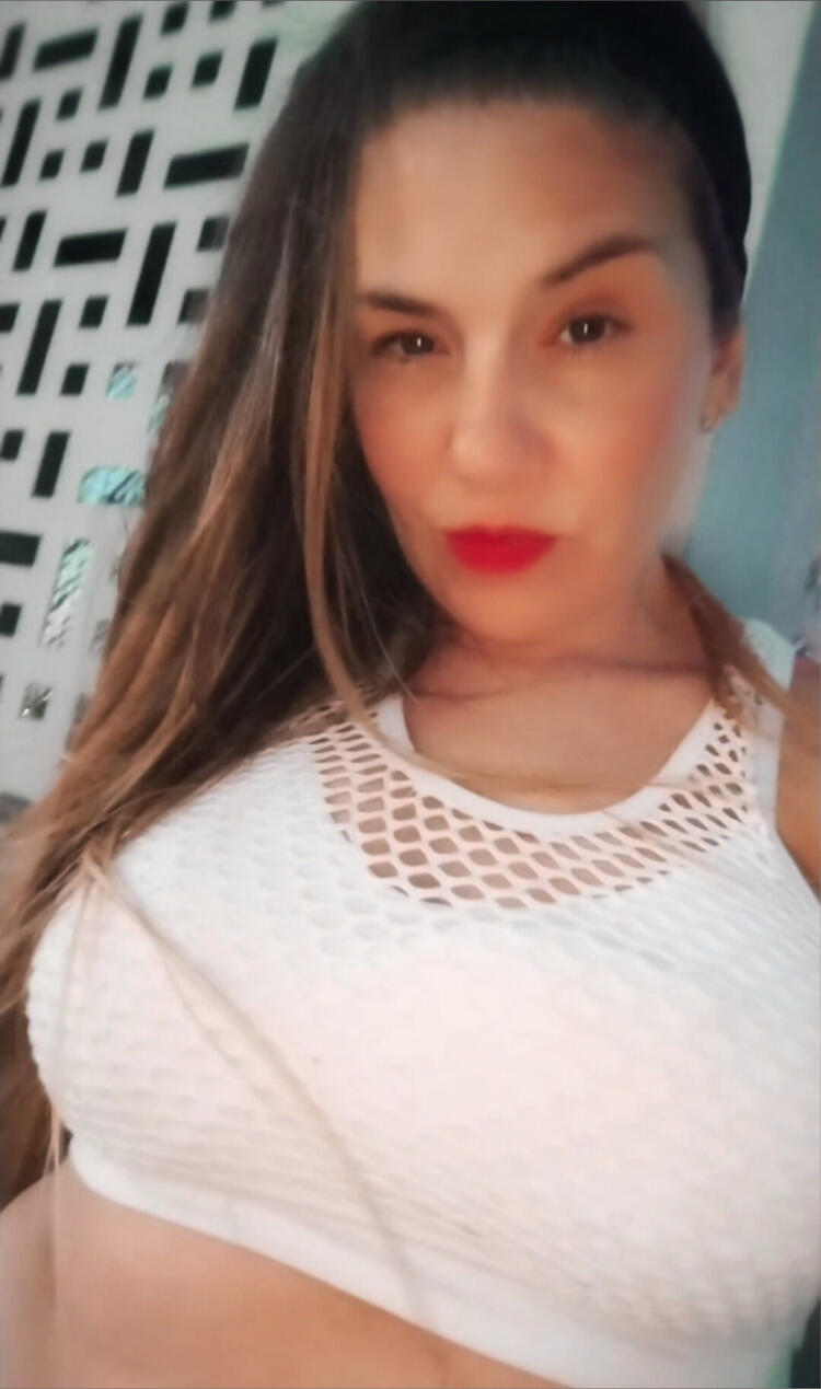 Paris G.💜 𝔻𝕖𝕝𝕚𝕔𝕒𝕥𝕖  ωιℓ∂ ₣ØⱤ฿łĐĐɆ₦😈