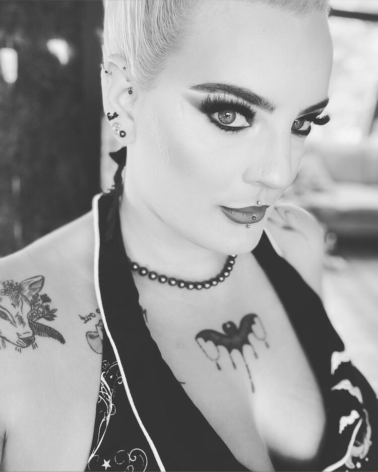 Sexi Lexi Louise