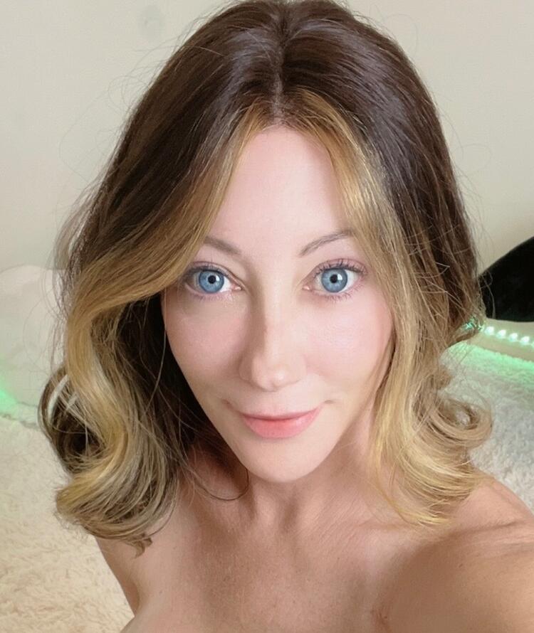 💙REAL😈MOM NEXT DOOR