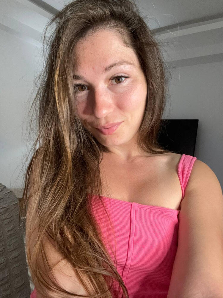 Anna ❤️‍🔥  Hairy girlfriend