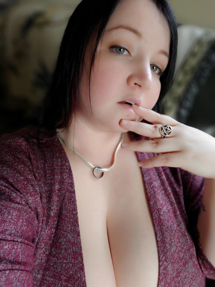 Voodoo Dolly Lynn
