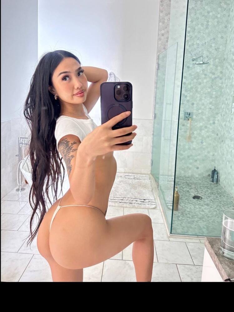 AJA 👅 🏆 NAUGHTIEST ASIAN ON OF 🏆